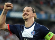 开云体育在线-雷霆万钧，小贾伦统治全场助球队轻取吉林