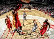 开云体育平台APP-跨越太平洋的救赎，广东队战术纪律击碎勇士，保罗的最后一舞