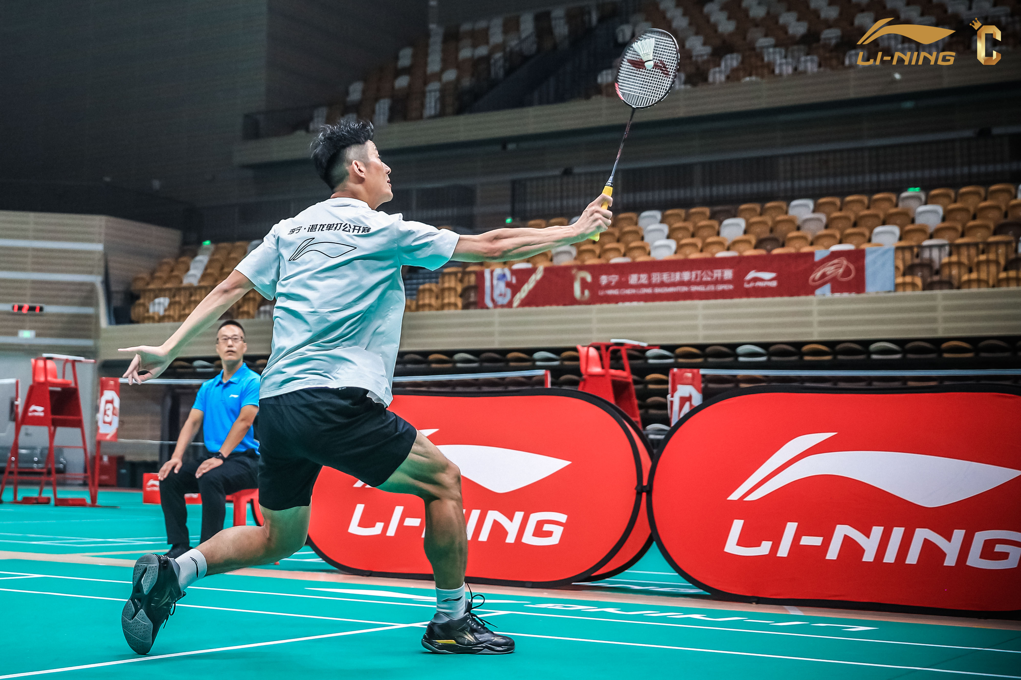 法国羽毛球队翻盘中国羽毛球队,谌龙制霸全场的简单介绍 法国羽毛球队翻盘中国羽毛球队,谌龙制霸全场的简单介绍