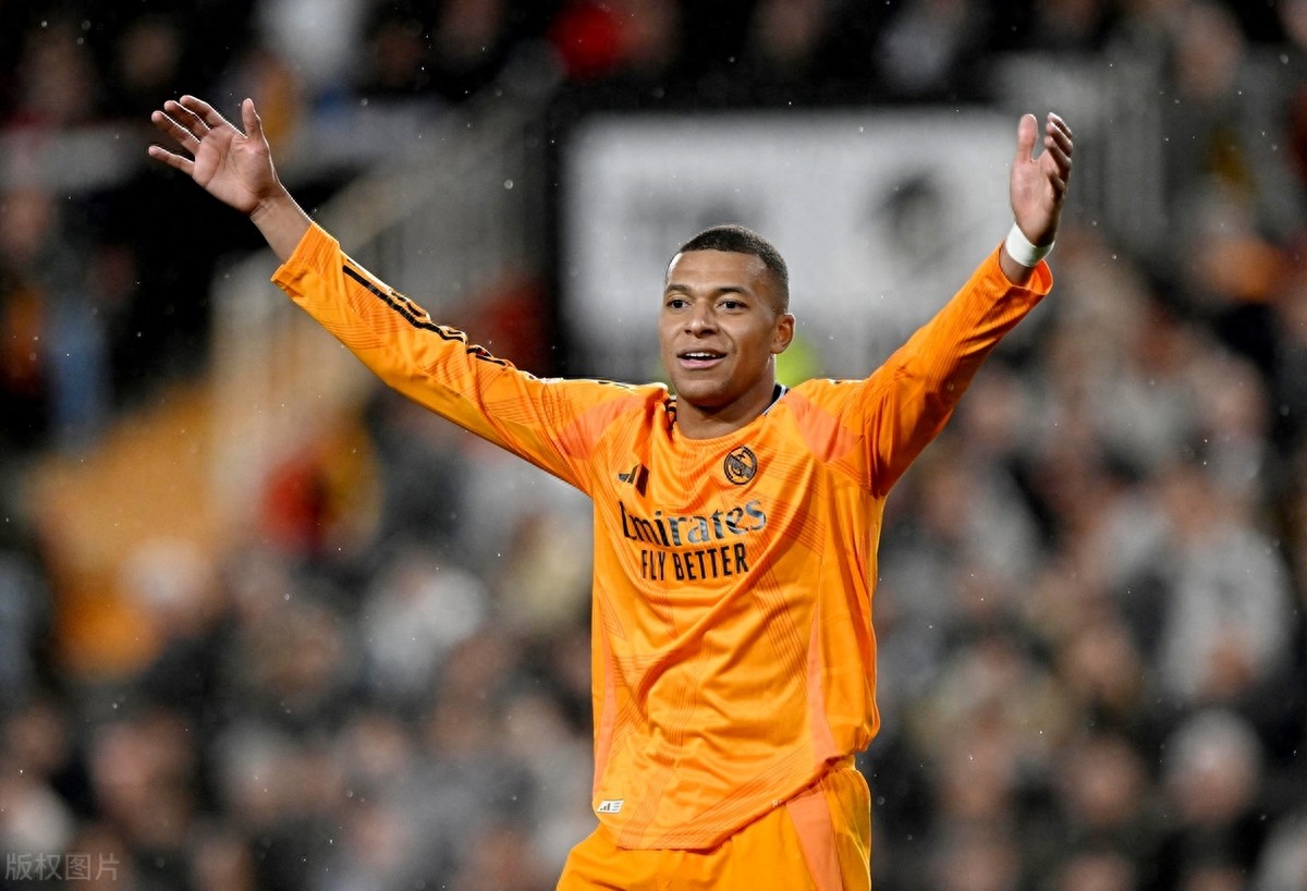 包含瓦伦西亚完胜德国,阿奎罗绝境逆转的词条 包含瓦伦西亚完胜德国,阿奎罗绝境逆转的词条