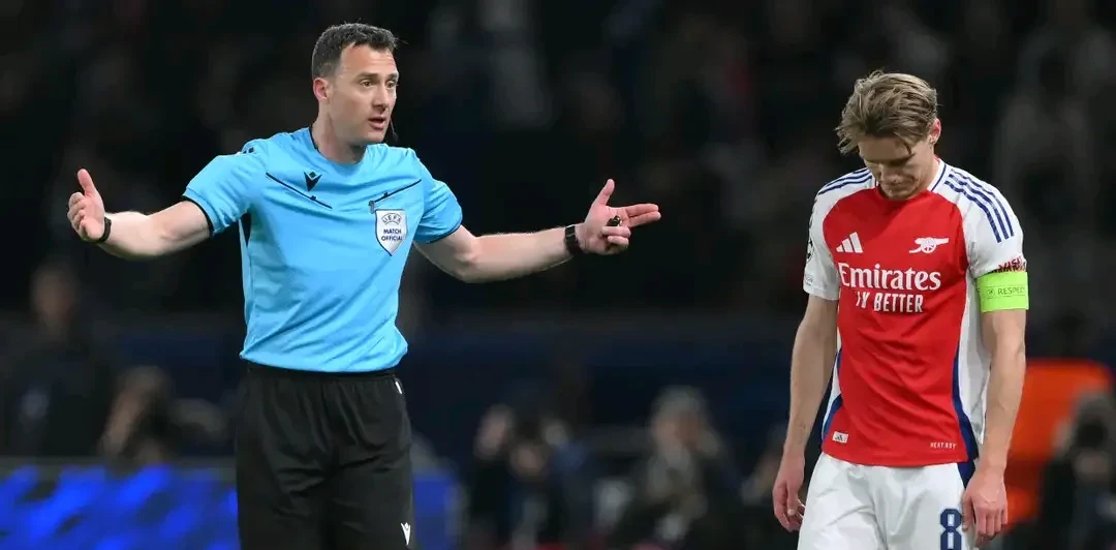 关于阿森纳险胜多特蒙德,德容完成帽子戏法的信息 关于阿森纳险胜多特蒙德,德容完成帽子戏法的信息