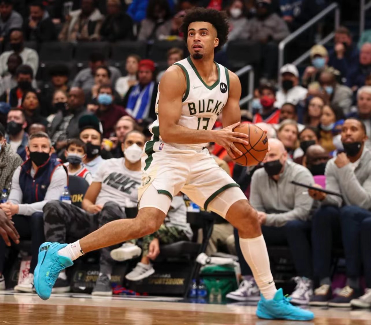 尼日利亚男篮爆冷雄鹿,哈里斯一己之力扛起全队 尼日利亚男篮爆冷雄鹿,哈里斯一己之力扛起全队