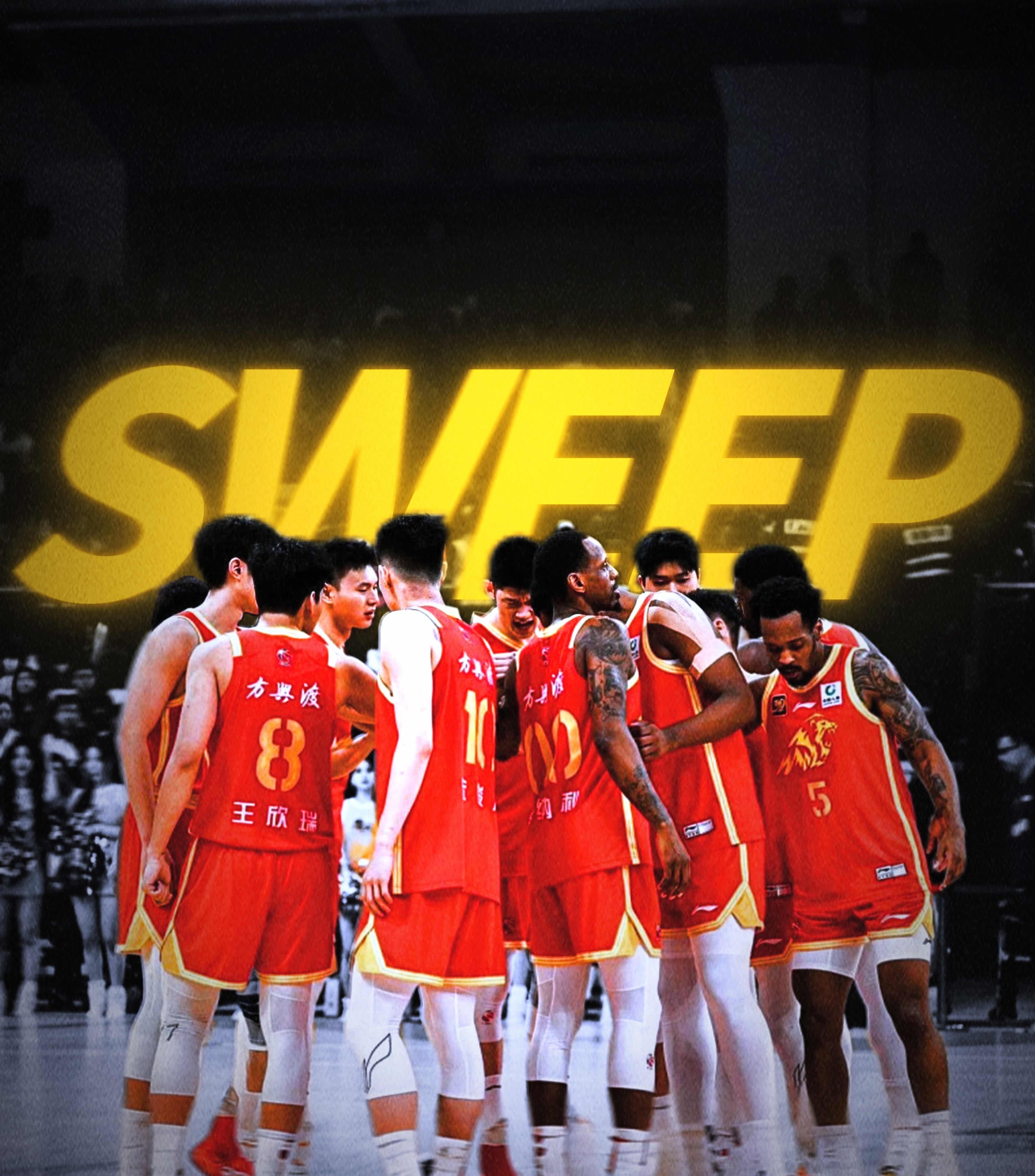 关于篮球比赛中球队全力拼搏,终获巨大突破的信息 关于篮球比赛中球队全力拼搏,终获巨大突破的信息