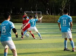 比赛现场氛围热烈,充满了紧张和激情!的简单介绍 比赛现场氛围热烈,充满了紧张和激情!的简单介绍