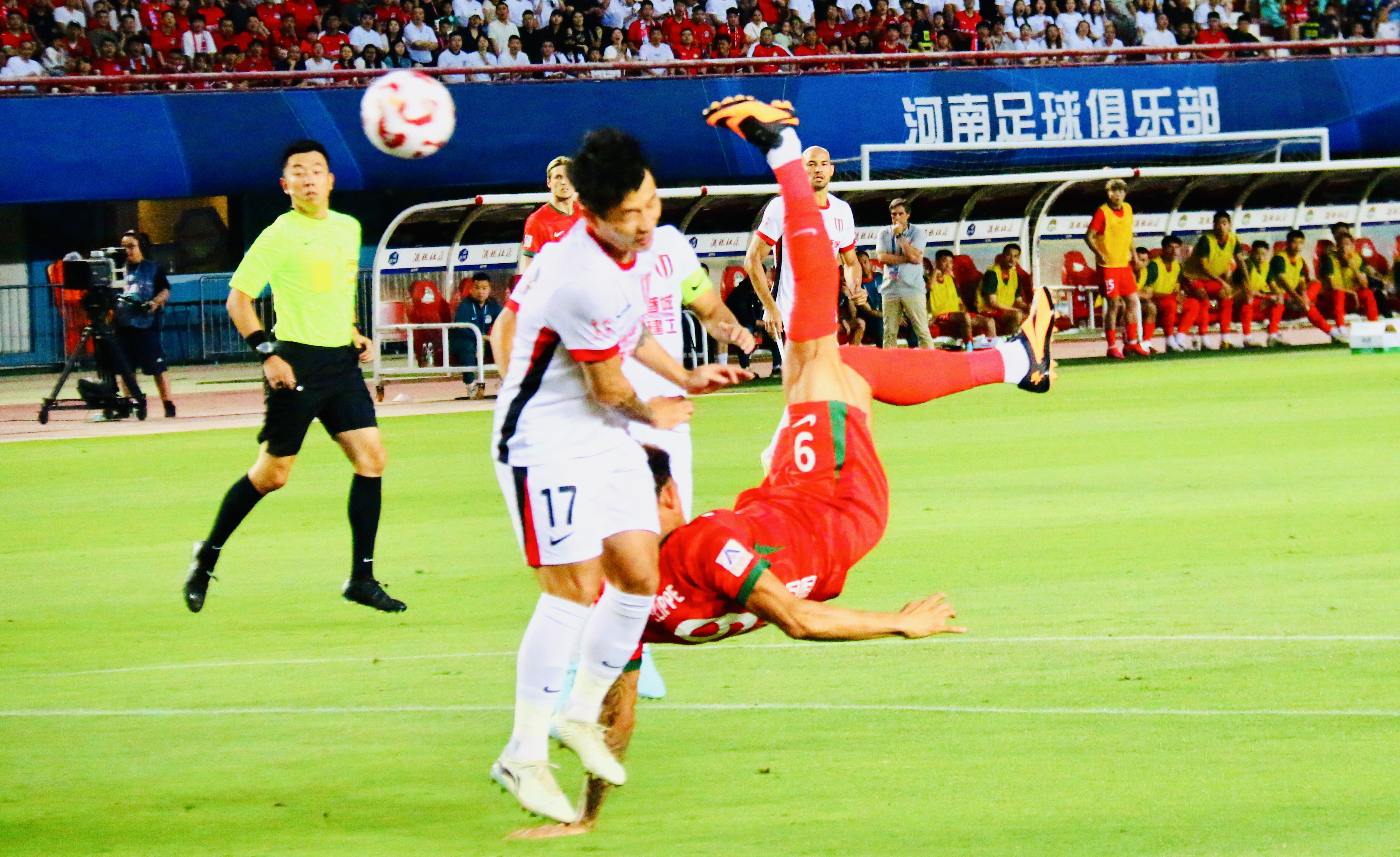 河南队险胜湖北队,勇夺比赛胜利的简单介绍 河南队险胜湖北队,勇夺比赛胜利的简单介绍