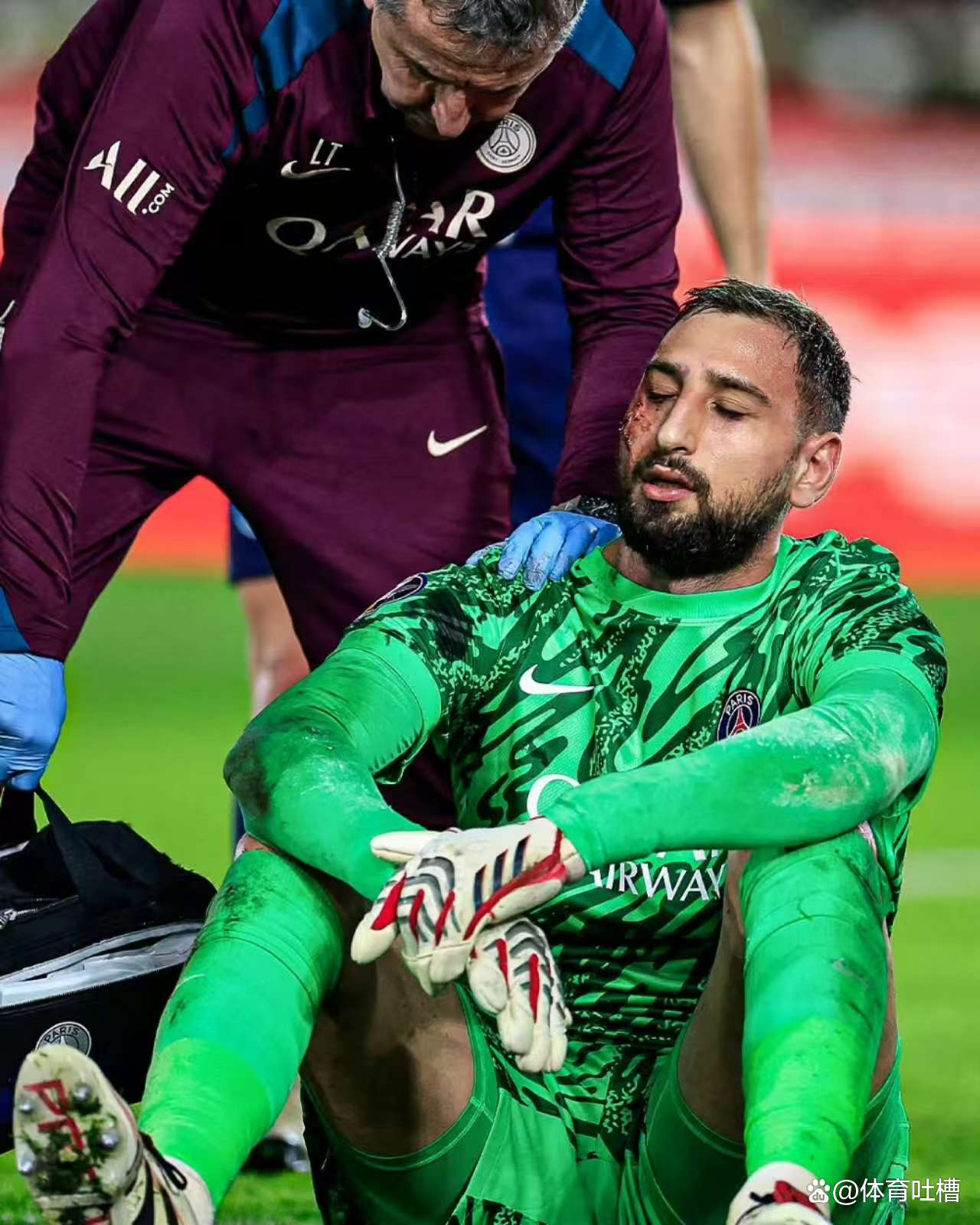 法甲豪门齐聚球场,实力碾压无人能敌 法甲豪门齐聚球场,实力碾压无人能敌