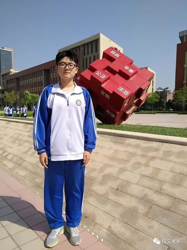 匈牙利队气贯长虹,继续拼搏 匈牙利队气贯长虹,继续拼搏