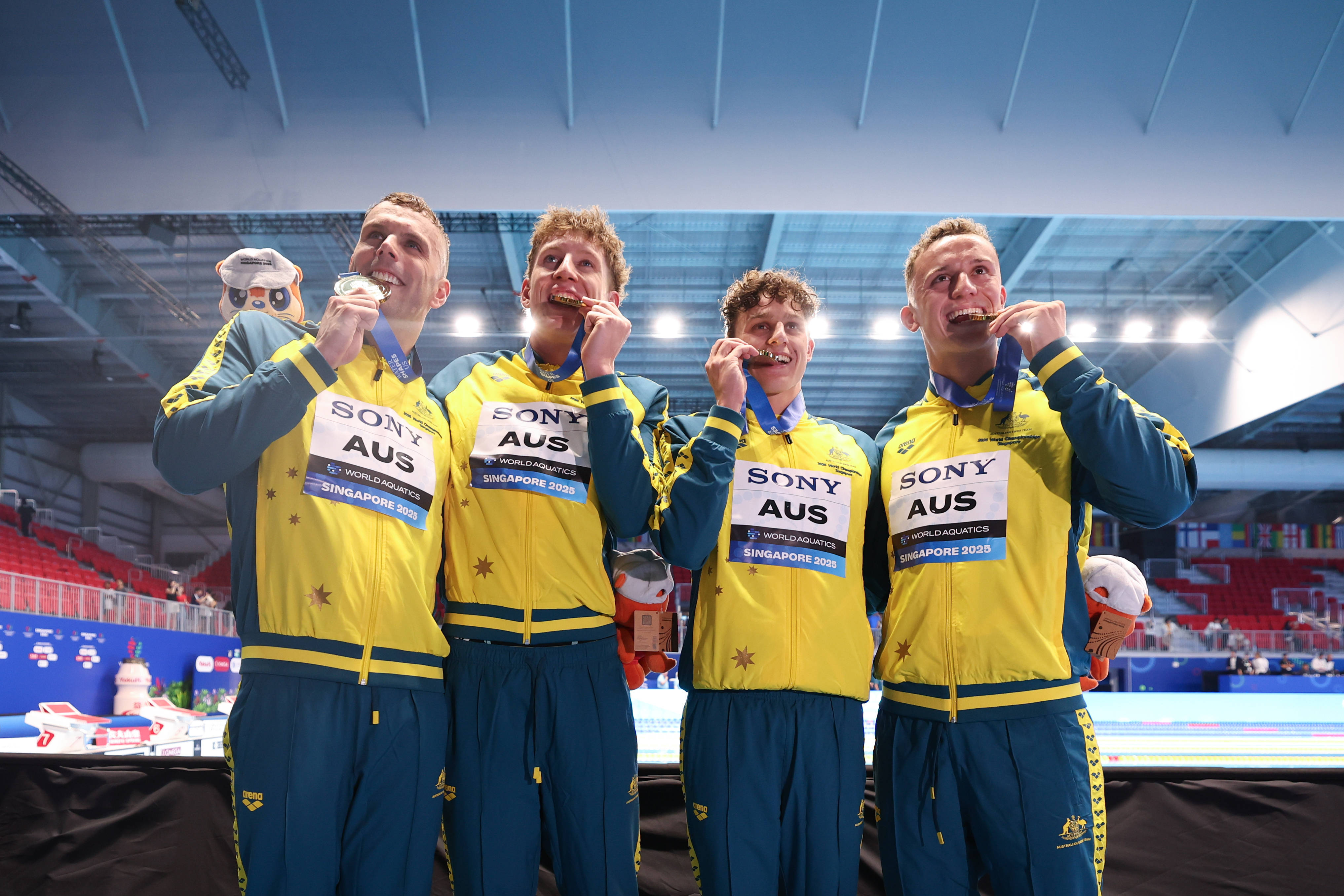 关于澳大利亚游泳运动员创下全新纪录的信息 关于澳大利亚游泳运动员创下全新纪录的信息